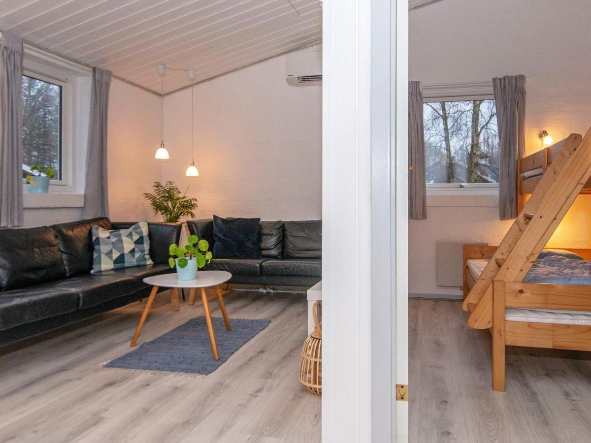 7 Person Holiday Home In Rsted Kare Kültér fotó